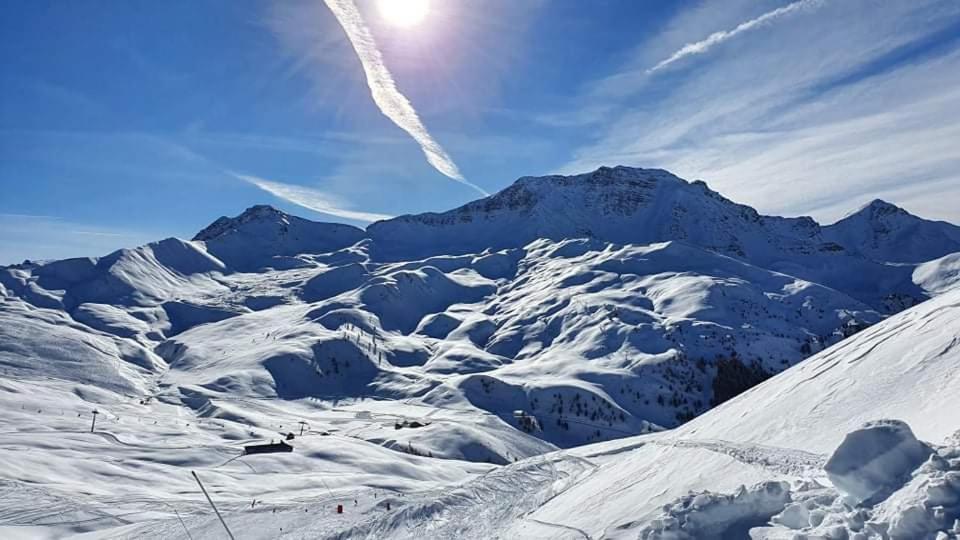 Risoul Altair Jolie T2 Confortable Skis Aux Pieds Exterior photo
