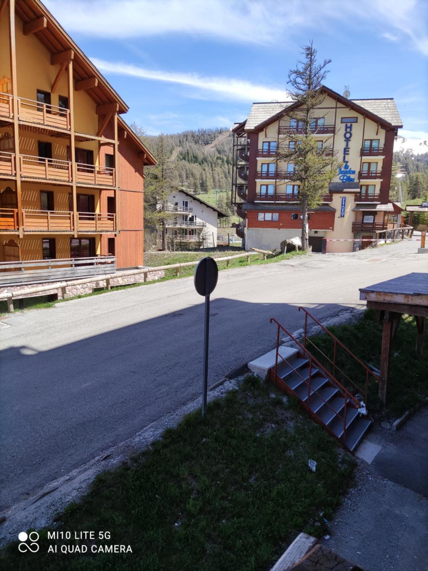 Risoul Altair Jolie T2 Confortable Skis Aux Pieds Exterior photo